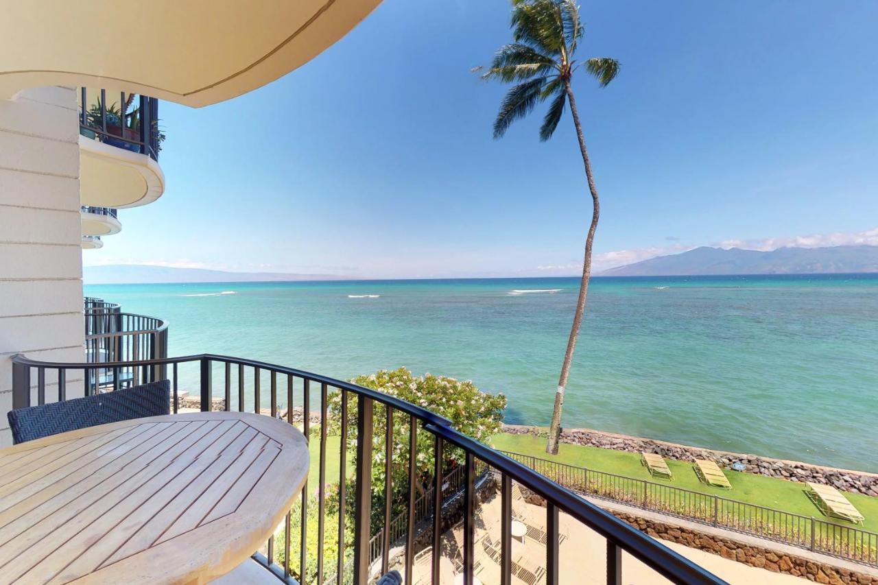 Kahana Reef Oceanfront Condos Bagian luar foto