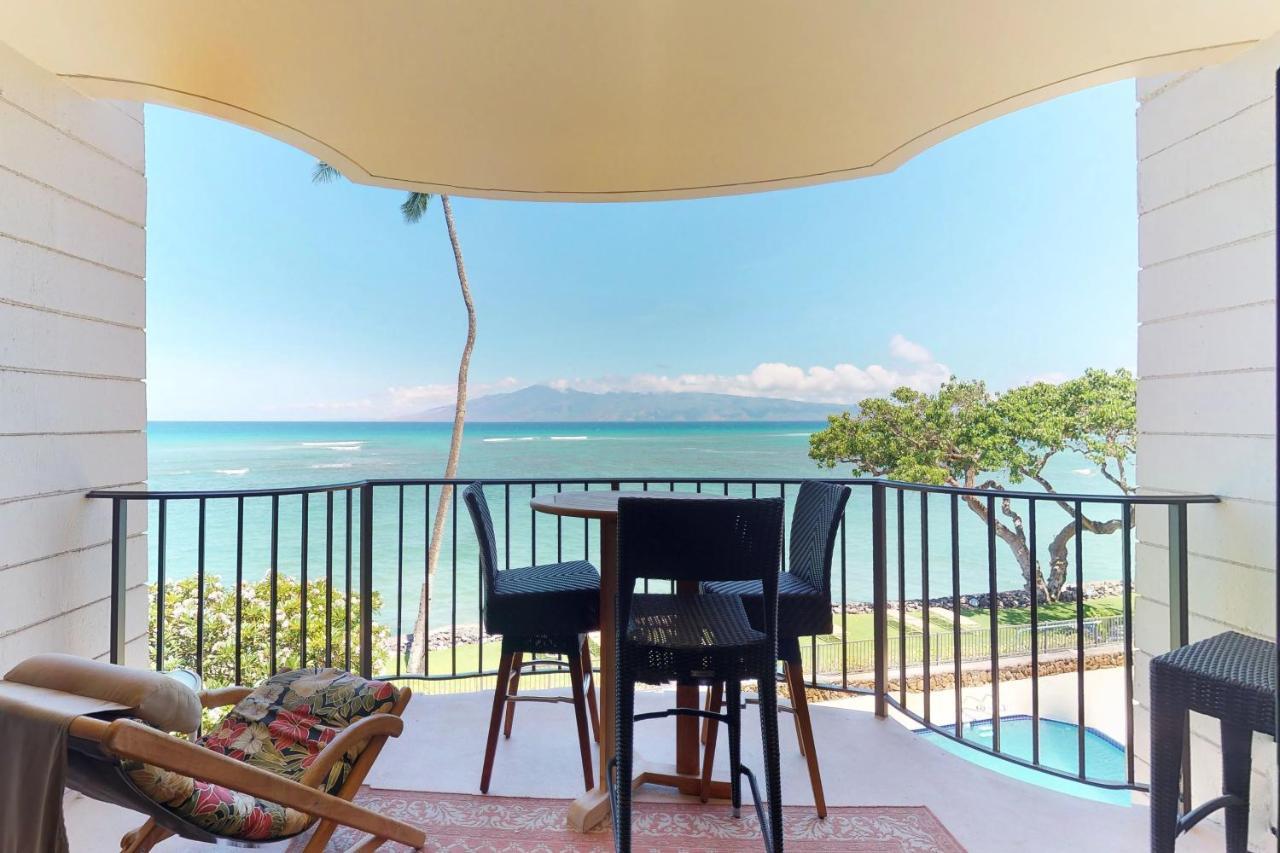 Kahana Reef Oceanfront Condos Bagian luar foto