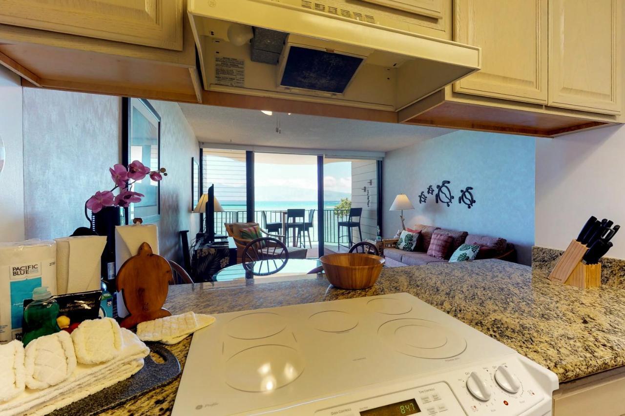 Kahana Reef Oceanfront Condos Bagian luar foto